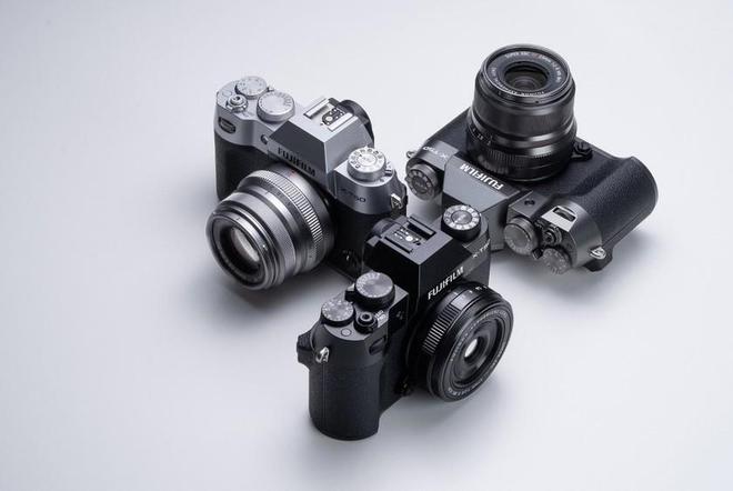 机身紧凑轻巧配备约4020万像素传感器和图像处理引擎 轻量化FUJIFILM X-T50无反数码相机发布(图4)