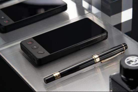 什么是“高智商”翻译机？科大讯飞双屏翻译机给你答案(图1)