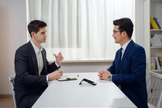 什么是“高智商”翻译机？科大讯飞双屏翻译机给你答案(图2)